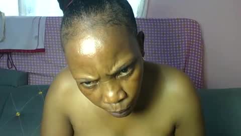 Snapshot of african_divaa chatting on 02.25.26 african_divaa online show from 02.25.26