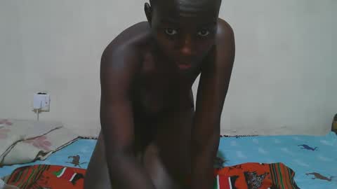 Snapshot of african_pussy2 chatting on 03.07.25 african_pussy2 online show from 03.07.25