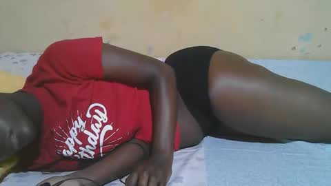 Snapshot of african_pussy2 chatting on 10.11.25 african_pussy2 online show from 10.11.25