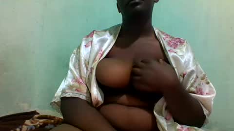 Snapshot of africangal6677 chatting on 06.23.26 africangal6677 online show from 06.23.26