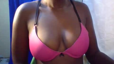 Snapshot of afrikan_desire chatting on 06.04.26 afrikan_desire online show from 06.04.26