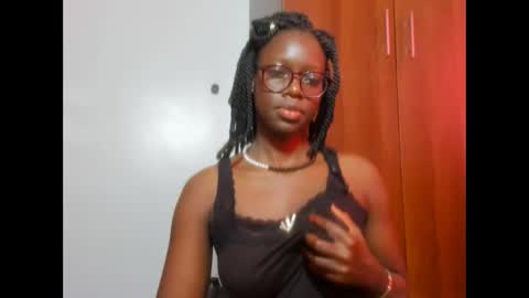 Leah online show from 01.15.25