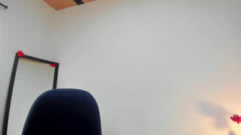 Snapshot of afrodita3123 chatting on 10.29.25 Lorena online show from 10.29.25