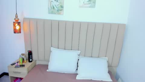 Vr.  online show from 10.17.25