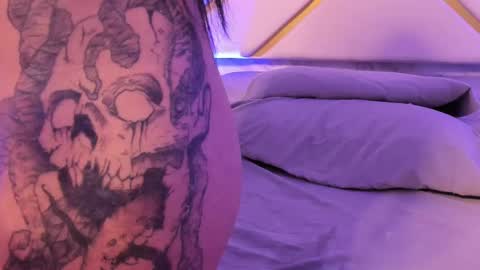 Snapshot of afrodita_scorpion chatting on 02.28.25 AfroditaX online show from 02.28.25