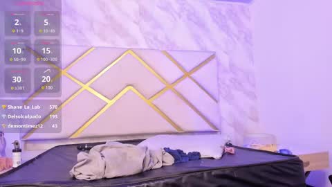 Snapshot of afrodita_scorpion chatting on 03.11.25 AfroditaX online show from 03.11.25