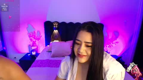 Snapshot of afroditas_11 chatting on 04.16.26 afroditas_11 online show from 04.16.26