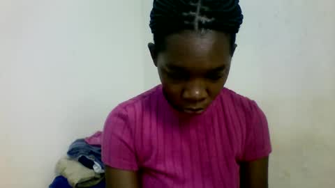 Snapshot of afronubians_ chatting on 02.01.25 pink and josphen online show from 02.01.25