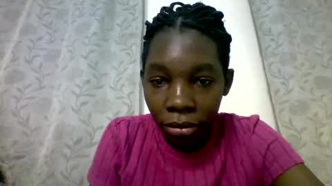 Snapshot of afronubians_ chatting on 02.15.25 pink and josphen online show from 02.15.25