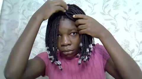 Snapshot of afronubians_ chatting on 02.18.25 pink and josphen online show from 02.18.25