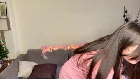 Lana  1800 - 0330 UTC   Mia 0700- 1630 UTC online show from 03.27.26