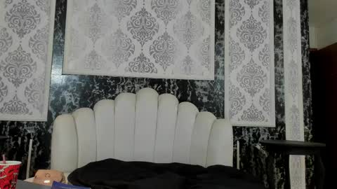 Snapshot of agata_jade chatting on 05.26.26 Agata online show from 05.26.26
