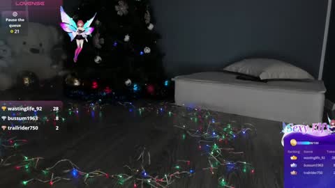 Snapshot of agata_kriste7 chatting on 12.14.24 Agata Kriste online show from 12.14.24