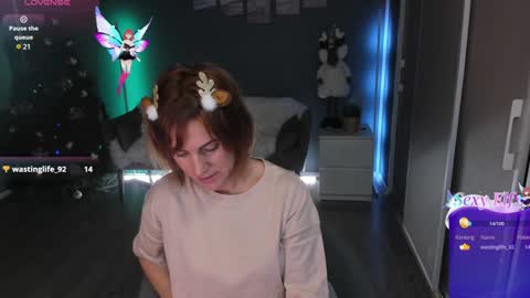 Snapshot of agata_kriste7 chatting on 12.24.24 Agata Kriste online show from 12.24.24