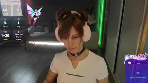Snapshot of agata_kriste7 chatting on 02.19.25 Agata Kriste online show from 02.19.25
