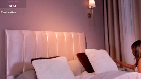 Agata Lauret online show from 03.05.26