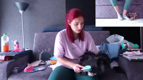 Agata Collinss online show from 09.17.25