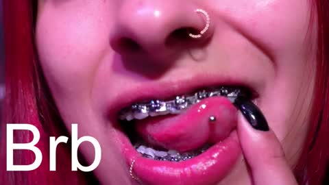 Agata Collinss online show from 10.12.25