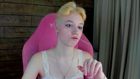 Snapshot of agatagate chatting on 02.28.26 AgataGate online show from 02.28.26