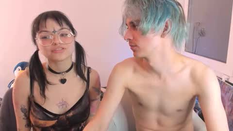 Snapshot of agatasid chatting on 10.15.25 agatasid online show from 10.15.25