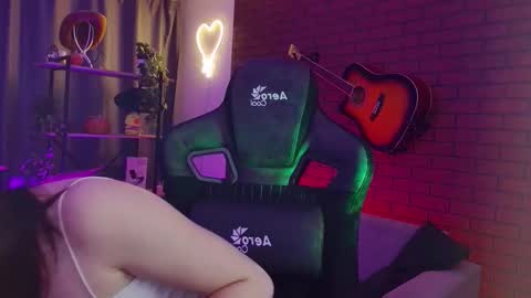 Agata online show from 11.25.25