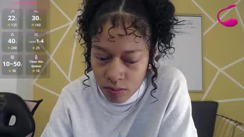 Snapshot of agatha_amaya chatting on 10.22.25 agatha_amaya online show from 10.22.25