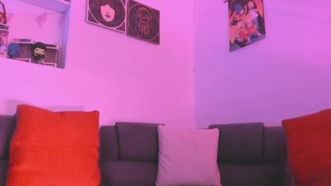Snapshot of agathaa_ks_ chatting on 02.12.25 Camila 2 online show from 02.12.25