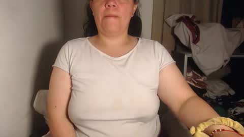 Snapshot of agathaaaa chatting on 07.25.26 online show from 07.25.26