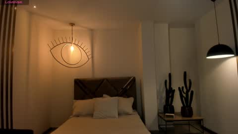 Agatha online show from 01.27.25