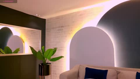 Agatha online show from 10.10.25