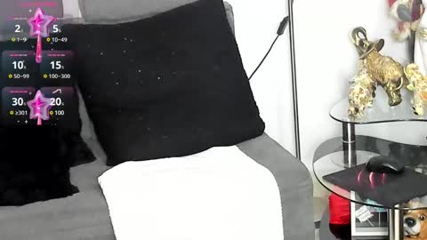 Snapshot of agathalombardi chatting on 01.10.25 Agatha online show from 01.10.25