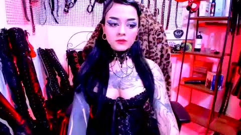 Snapshot of agathamoonn chatting on 10.14.25 Agatha Fox online show from 10.14.25