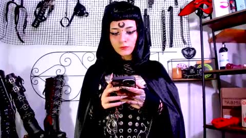 Snapshot of agathamoonn chatting on 10.18.25 Agatha Fox online show from 10.18.25