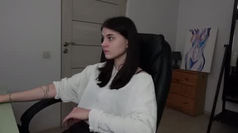 Agelina Lilly Laura online show from 12.29.24