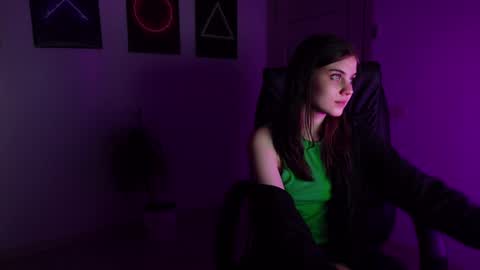 Agelina Lilly Laura online show from 01.21.25