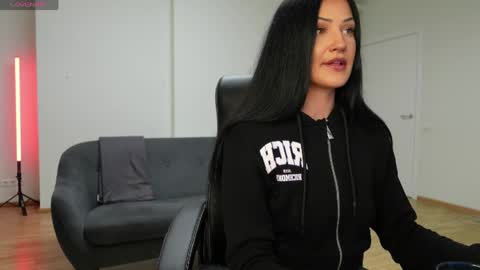 Snapshot of agelina_summer chatting on 04.14.26 Agelina Lilly Laura online show from 04.14.26