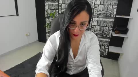 Aghata Moon online show from 12.03.24