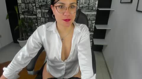 Aghata Moon online show from 12.20.24