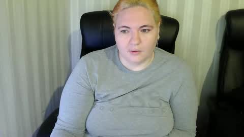 Aglaya Fame online show from 12.19.25