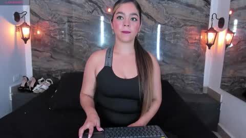 agnes_02 online show from 09.28.25