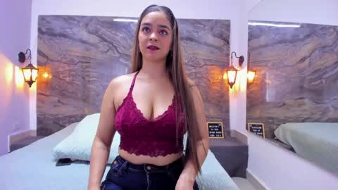 agnes_02 online show from 04.30.26