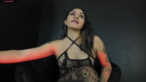 agnes_jones online show from 02.27.25