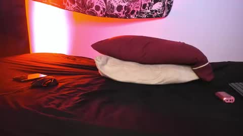 agnes_jones online show from 01.15.26