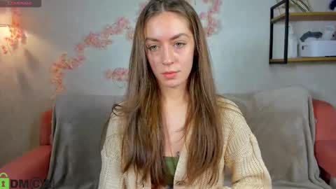 Snapshot of agnes_wells chatting on 09.16.25 agnes wells online show from 09.16.25