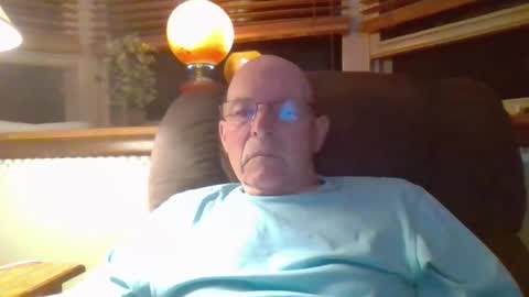 aguynrkfrd online show from 09.21.25