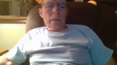 aguynrkfrd online show from 09.30.25