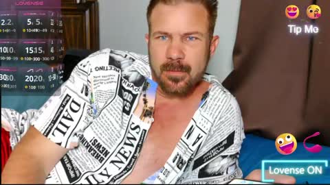 Blue Eyed Handsome Man online show from 05.15.26
