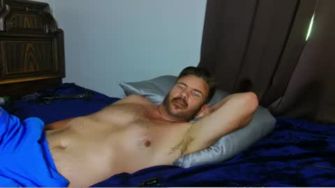 Blue Eyed Handsome Man online show from 07.01.26