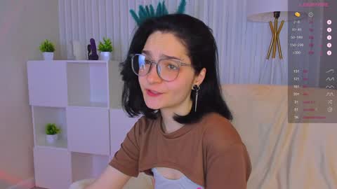Snapshot of ahgel_love chatting on 12.06.24 Luna MondayTuesdayThursday1am-7am GMTSaturdaySunday 8am-3pm GMT online show from 12.06.24