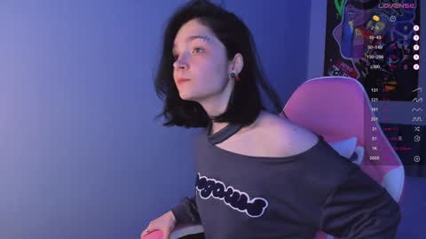 Snapshot of ahgel_love chatting on 12.09.24 Luna MondayTuesdayThursday1am-7am GMTSaturdaySunday 8am-3pm GMT online show from 12.09.24